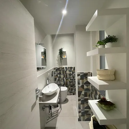 Encanto, 펜션 *